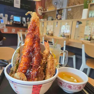 폼포코텐동 대표 사진