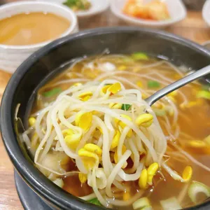 비사벌 전주콩나물국밥 사진