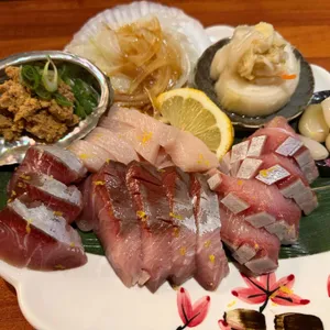 들락 대표 사진