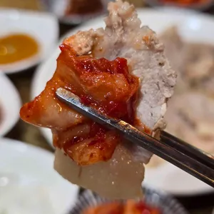 1등 뼈해장국 돼지국밥 장어 사진