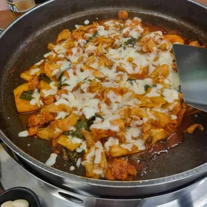 정통춘천닭갈비 대표 사진