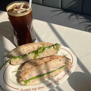 진동 대표 사진