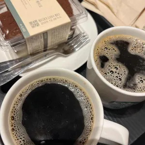 스타벅스 대표 사진