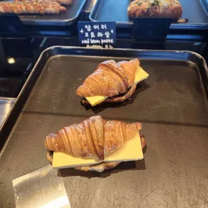 컨스턴트 베이커리카페 대표 사진