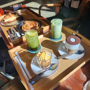 컨스턴트 베이커리카페 사진