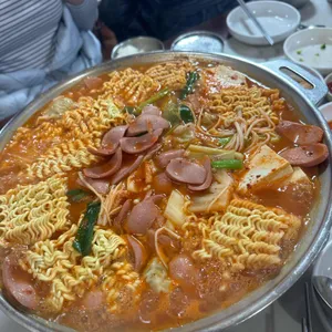 윤가네부대찌게 사진 1