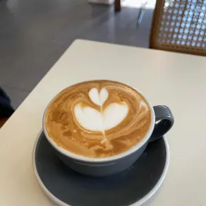 퍼블릭맨션 대표 사진