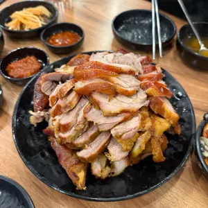 미림장충왕족발보쌈 대표 사진