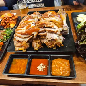 귀한족발 리뷰 사진