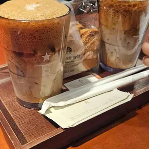 스타벅스 리저브 사진