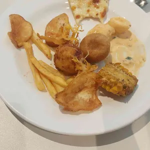 애슐리퀸즈 사진