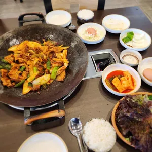 계룡솥뚜껑닭볶음탕 리뷰 사진