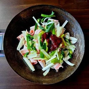 계룡솥뚜껑닭볶음탕 사진