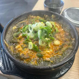 내조국 사진