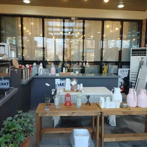 일월의정원 리뷰 사진