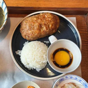 명호야 식탁 사진