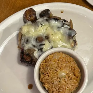 텍사스 로드하우스 사진