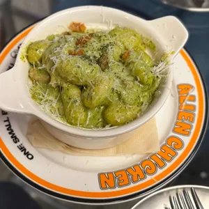 에일리언치킨 사진