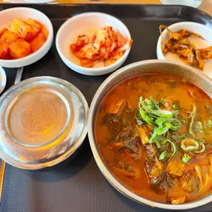 더뭉티기 대표 사진