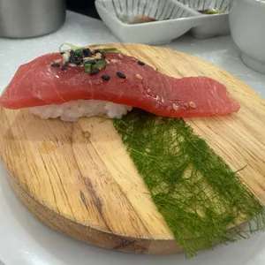 용이초밥 대표 사진