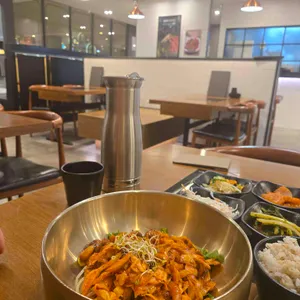 사월에쭈꾸미전골 사진