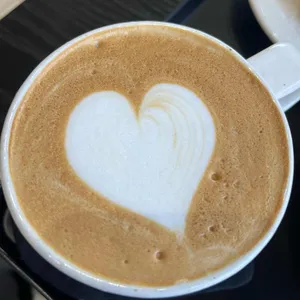 스톨른아워즈 대표 사진