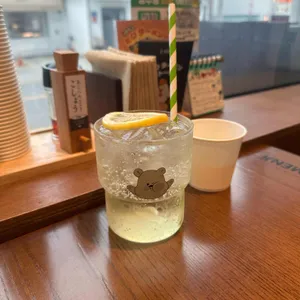 멘지 대표 사진