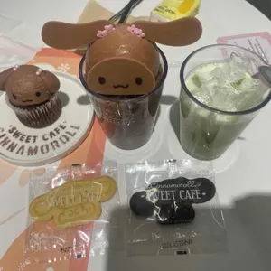 시나모롤 스위트카페 리뷰 사진