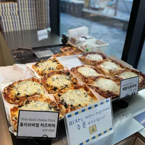 베이커리 율교P3120 리뷰 사진