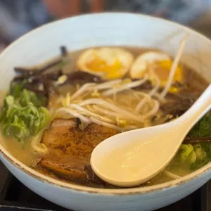 솟구쳐차기 대표 사진