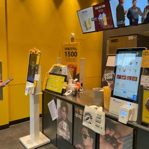 컴포즈커피 리뷰 사진