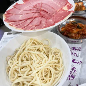 등촌샤브칼국수 사진