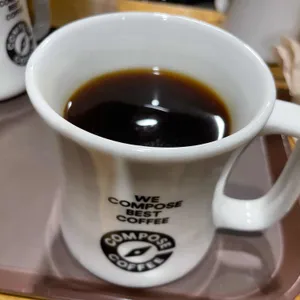 컴포즈커피 사진