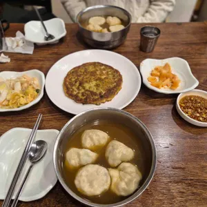 어랑손만두국 사진