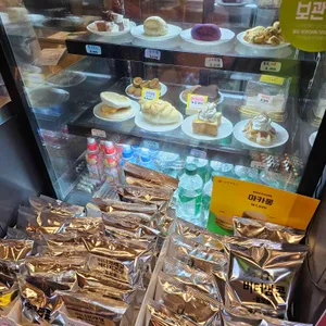 컴포즈커피 대표 사진