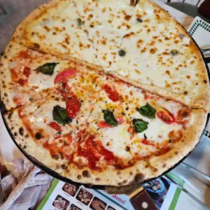 피자굽는 나무꾼 사진