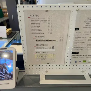 라운드앤드 리뷰 사진