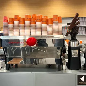 라운드앤드 리뷰 사진