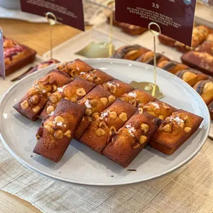 라운드앤드 사진