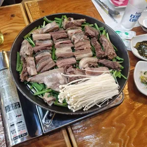 금강산흑염소전문점 대표 사진