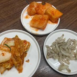 육당헌 대표 사진