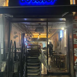 Louder 리뷰 사진