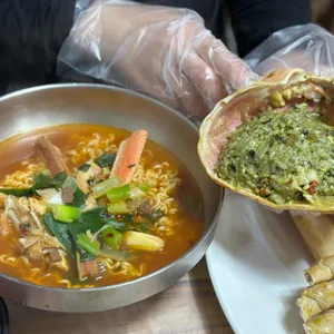 돌고래횟집 사진