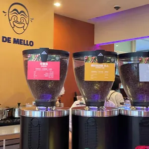 드멜로 커피 리뷰 사진