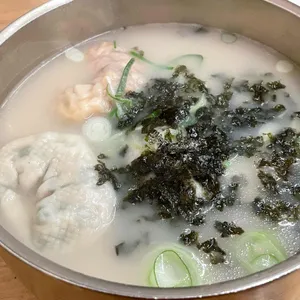 본정 손만두 사진