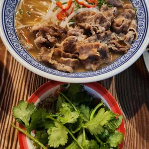 난난 대표 사진