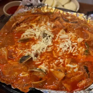 양철지붕 사진 2