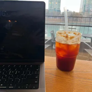 제이바웃 대표 사진