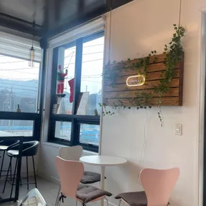 코너 리뷰 사진