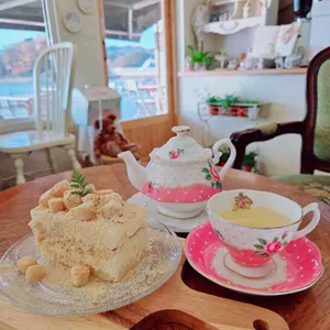 화이트하우스 대표 사진